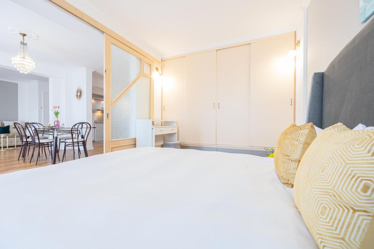 Apartamento Haga Flat Oradea Exterior foto